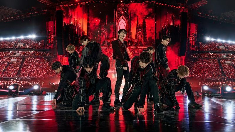 ENHYPEN’s sold-out São Paulo stop on BLOOD SAGA tour became their 100th show, and one teaser has ENGENEs buzzing
