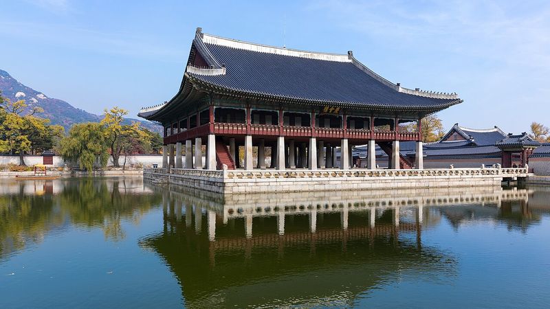 Gyeonghoeru pavilion at Gyeongbokgung, Seoul