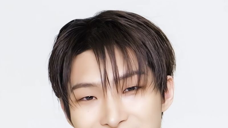 Mingi of ATEEZ